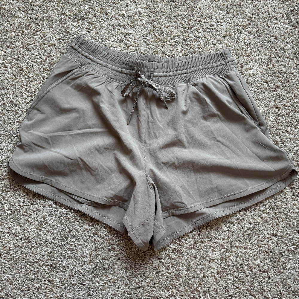 Abercrombie YPB motionTEK High Rise Lined Workout Short